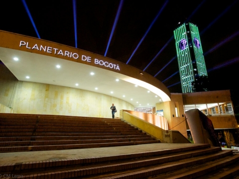 22 05 planetario